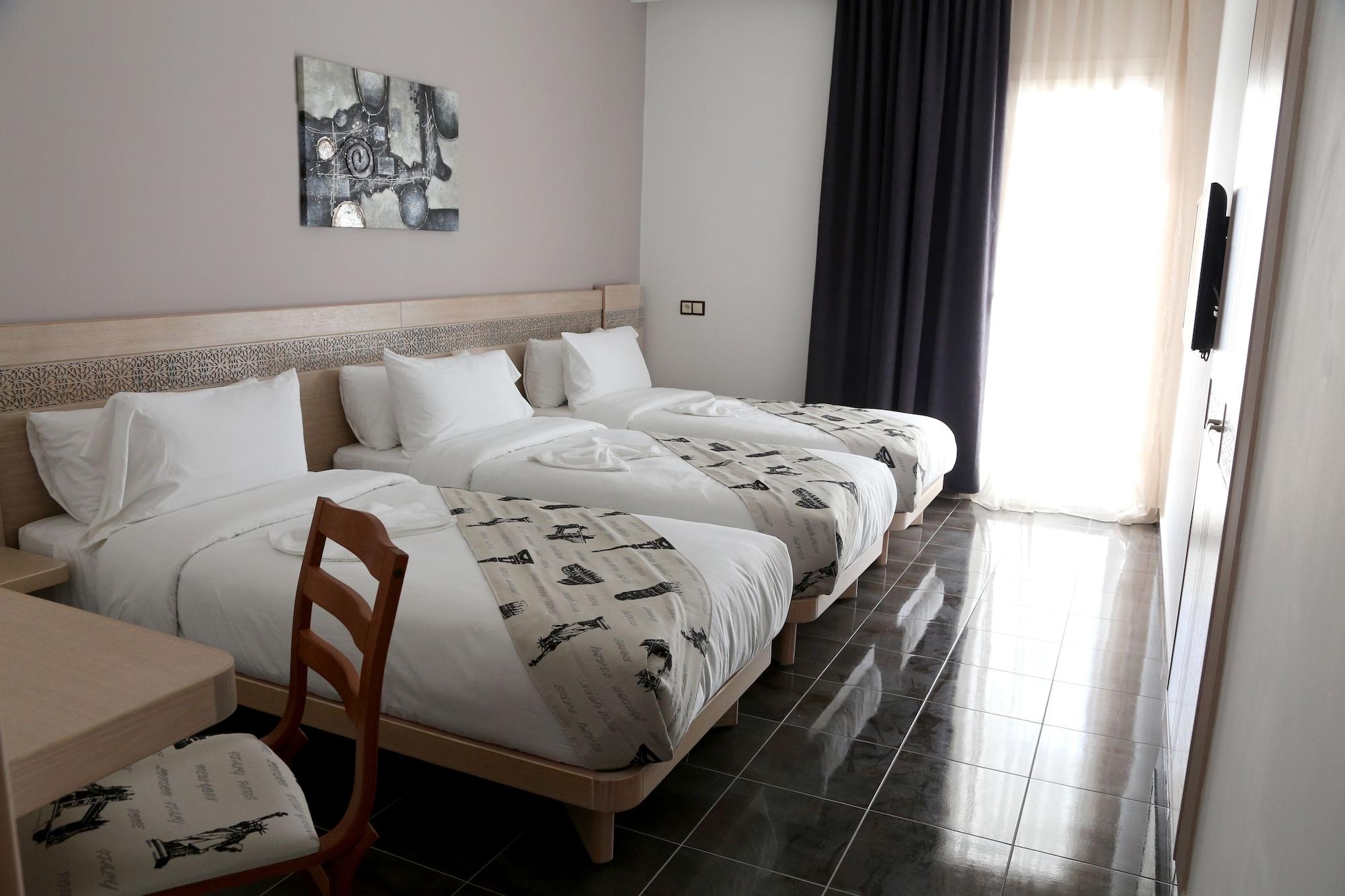 Hotel A44