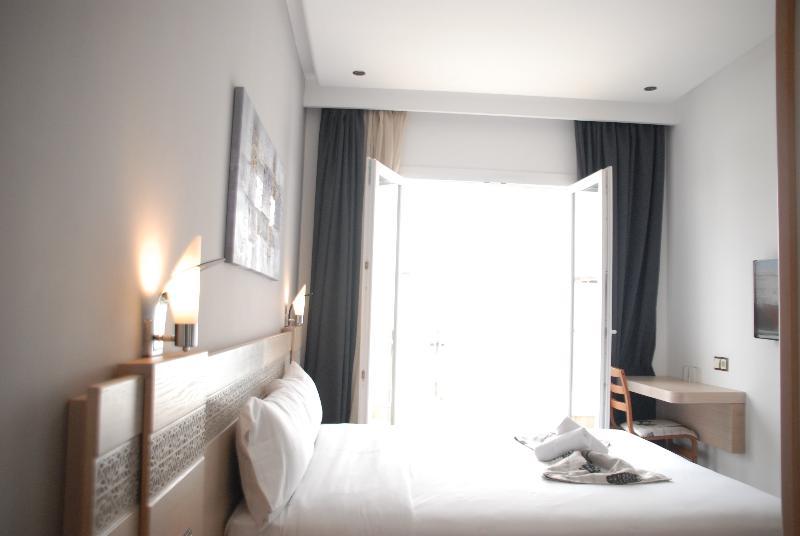 A44 Hotel 3*
